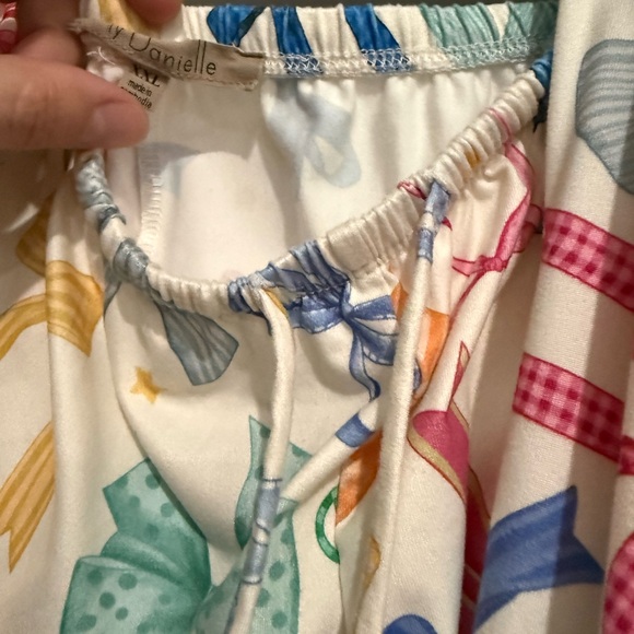 Color Bows Pajama Set - Picture 8 of 9